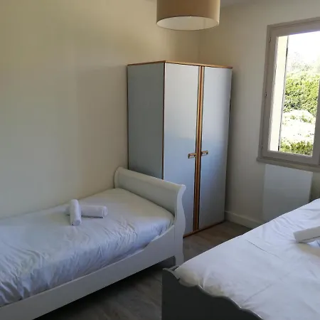 Holiday home Albatros House